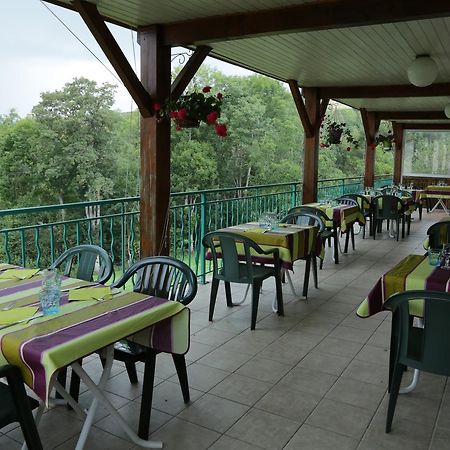 Hotel Restaurant De La Roche Les Sauvages (Rhone) Exterior foto