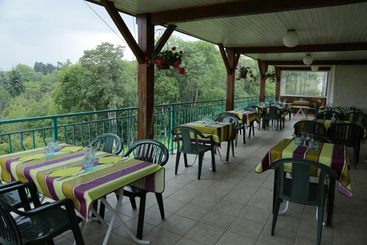 Hotel Restaurant De La Roche Les Sauvages (Rhone) Exterior foto